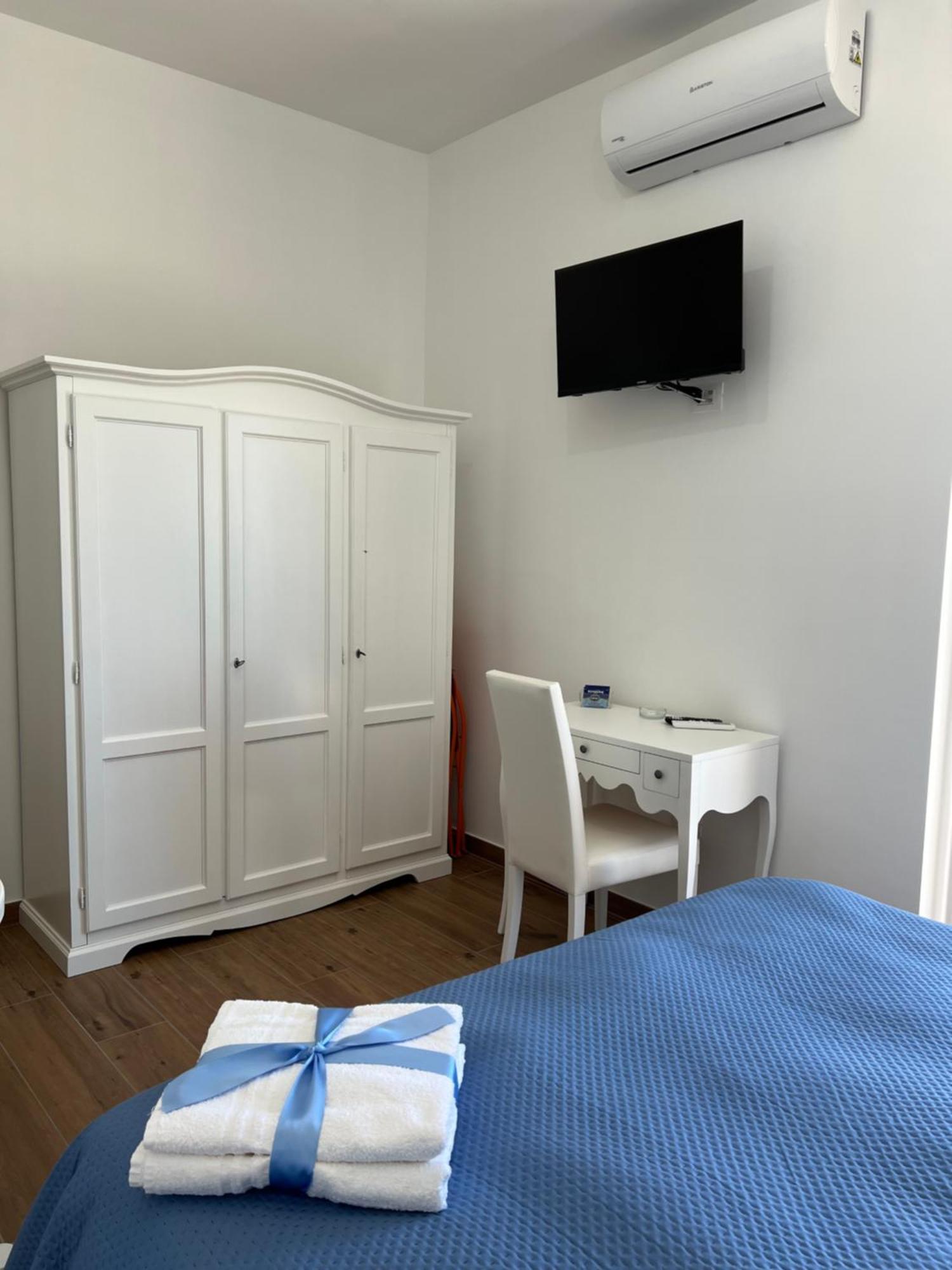 Dente Di Leone Hotel San Mauro Cilento Ngoại thất bức ảnh